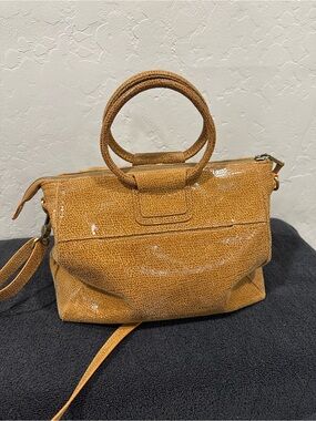 HOBO Hobo Medium Sheila Satchel